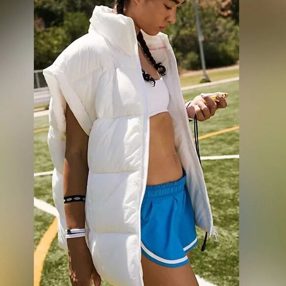 NWT Free People Movement In A Bubble Puffer Vest Painted White - Picture 2 of 11